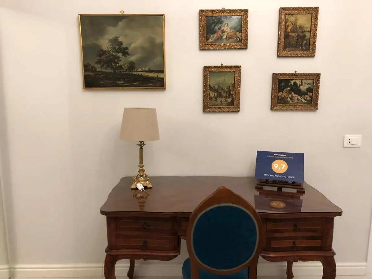 Centro Storico Maschio Angioino House Apartman Nápoly